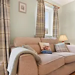 2 Bed In Oc-w502