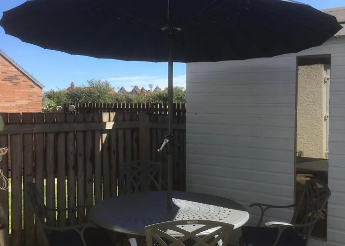 2 Bed In Oc-w502 Holiday home *