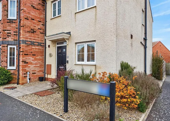 2 Bed In Oc-w502 Holiday home *