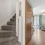 2 Bed In Oc-w502 Dom wakacyjny *